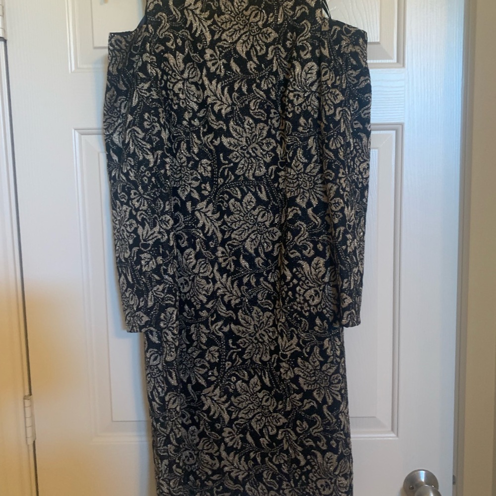 Elegant Eliza J dress with cold shoulder sleeve
